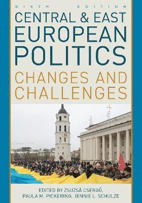 bokomslag Central and East European Politics