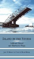 bokomslag Island in the Storm: Sullivan's Island and Hurricane Hugo