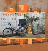 bokomslag Two Wheels, One Click