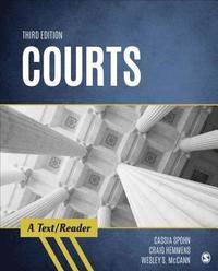 bokomslag Courts: A Text/Reader