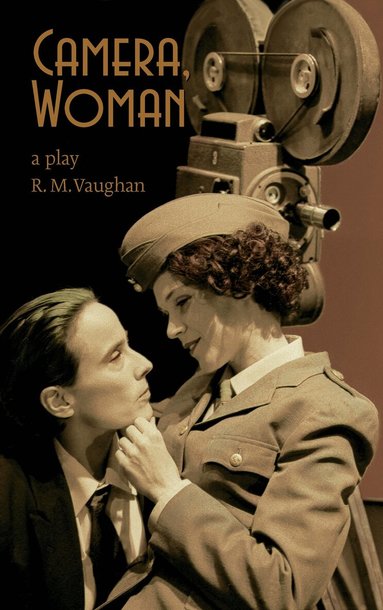 RM Vaughan - Camera, Woman, Häftad