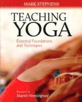 Mark Stephens - Teaching Yoga, Häftad