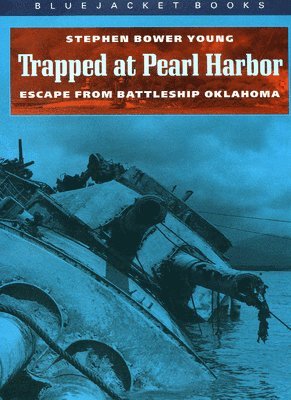 bokomslag Trapped at Pearl Harbor