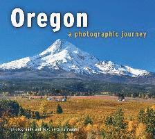 bokomslag Oregon: A Photographic Journey