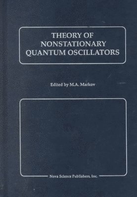 bokomslag Theory of Nonstationary Quantum Oscillators