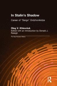 bokomslag In Stalin's Shadow
