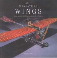 bokomslag On Miniature Wings