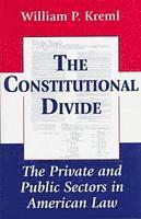 bokomslag Constitutional Divide