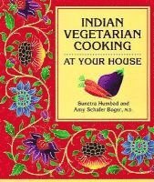 bokomslag Indian Vegetarian Cooking