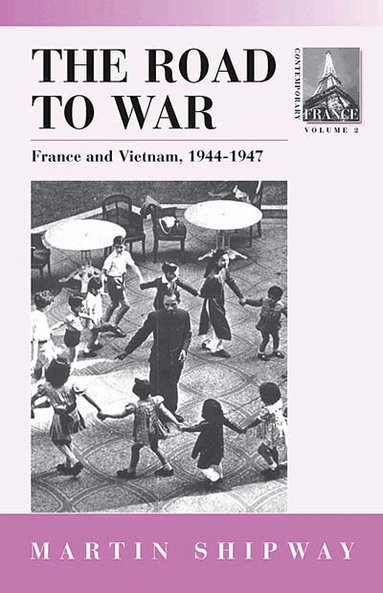 Martin Shipway - Road to War, Häftad