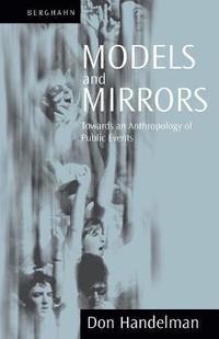 bokomslag Models and Mirrors