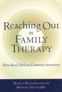 bokomslag Reaching Out in Family Therapy