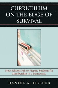 bokomslag Curriculum on the Edge of Survival