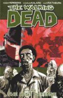 bokomslag The Walking Dead Volume 5: Best Defense
