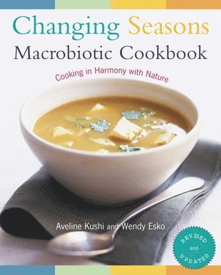 bokomslag Changing Seasons Macrobiotic Cookbook