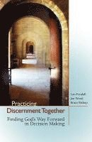 bokomslag Practicing Discernment Together