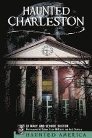 bokomslag Haunted Charleston