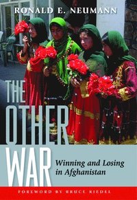 bokomslag The Other War