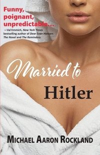 bokomslag Married to Hitler