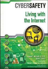 bokomslag Living with the Internet