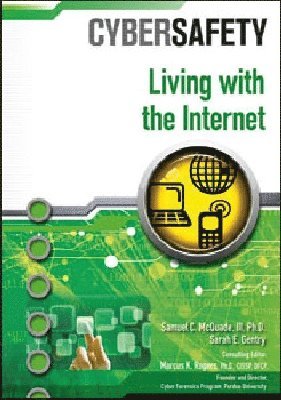 bokomslag Living with the Internet