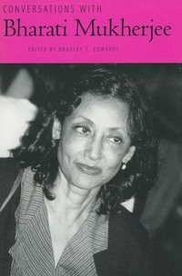 bokomslag Conversations with Bharati Mukherjee