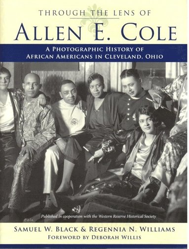 bokomslag Through the Lens of Allen E. Cole