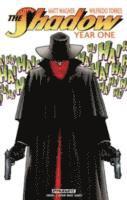 bokomslag Shadow: Year One