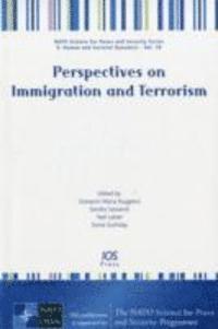 Sandra Sassaroli, Yael Latzer, Sonia Suchday - Perspectives on Immigration and Terrorism, Häftad