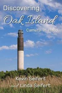 bokomslag Discovering Oak Island Camera-in-Hand