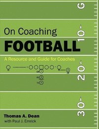 bokomslag On Coaching Football