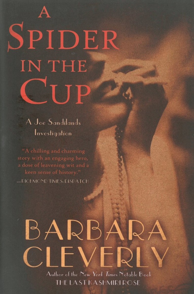 Barbara Cleverly - Spider in the Cup, Häftad. Tillgänglighet: Tillfälligt slut