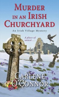 bokomslag Murder In An Irish Churchyard