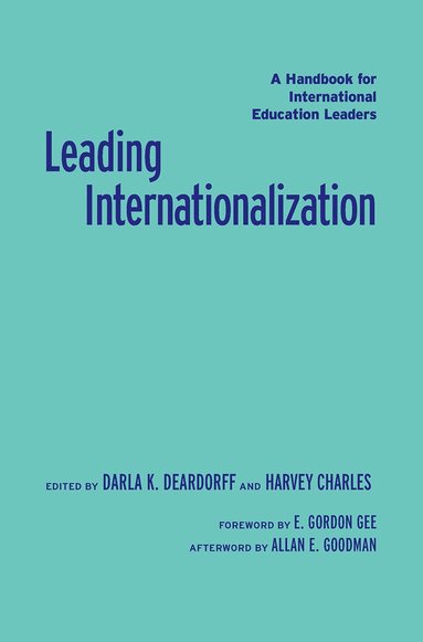 bokomslag Leading Internationalization