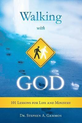 bokomslag Walking with God