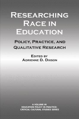 bokomslag Researching Race in Education