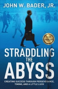 bokomslag Straddling the Abyss