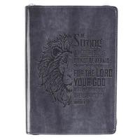 bokomslag Strong & Courageous Classic Lux-Leather Zip Journal