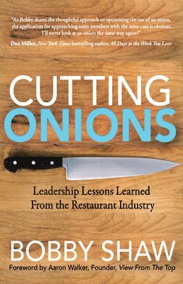 bokomslag Cutting Onions