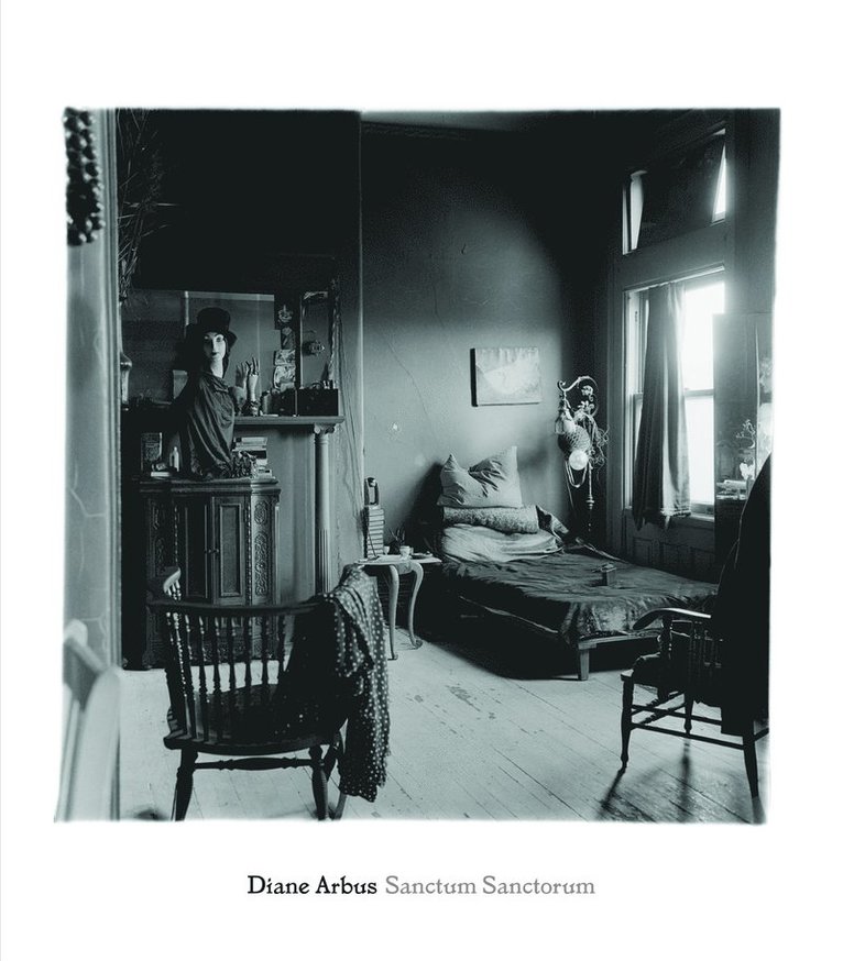 Diane Arbus: Sanctum Sanctorum