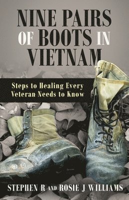 bokomslag Nine Pairs of Boots in Vietnam