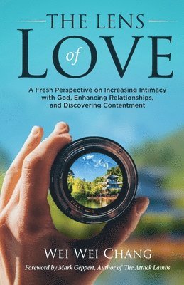 bokomslag Lens of Love