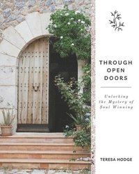 bokomslag Through Open Doors