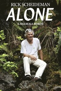 bokomslag Alone: A Haleakala Memoir