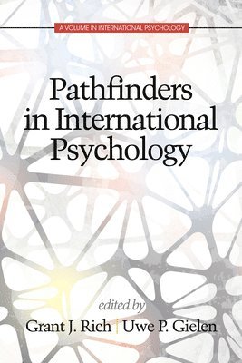 bokomslag Pathfinders in International Psychology