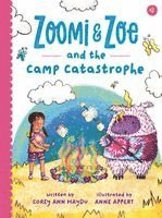 Corey Ann Haydu - Zoomi and Zoe and the Camp Catastrophe, Inbunden