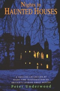 bokomslag Nights in Haunted Houses