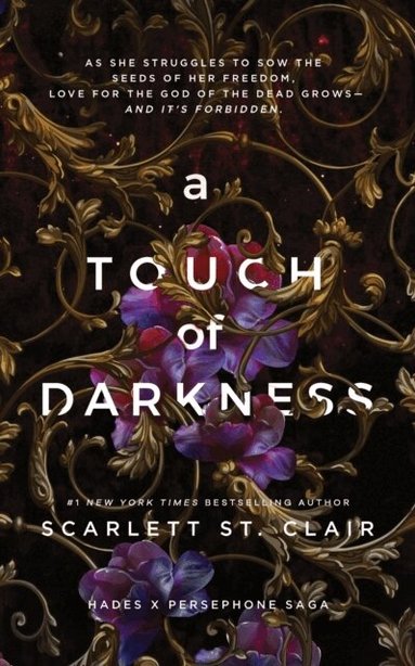 Scarlett St. Clair - Touch of Darkness, Häftad