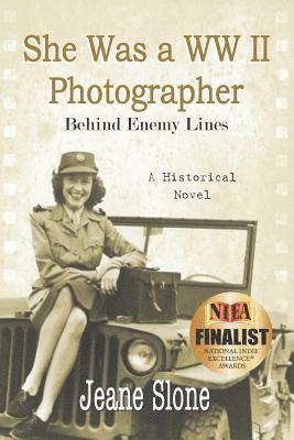 bokomslag She Was a WW II Photographer Behind Enemy Lines
