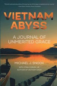 bokomslag Vietnam Abyss
